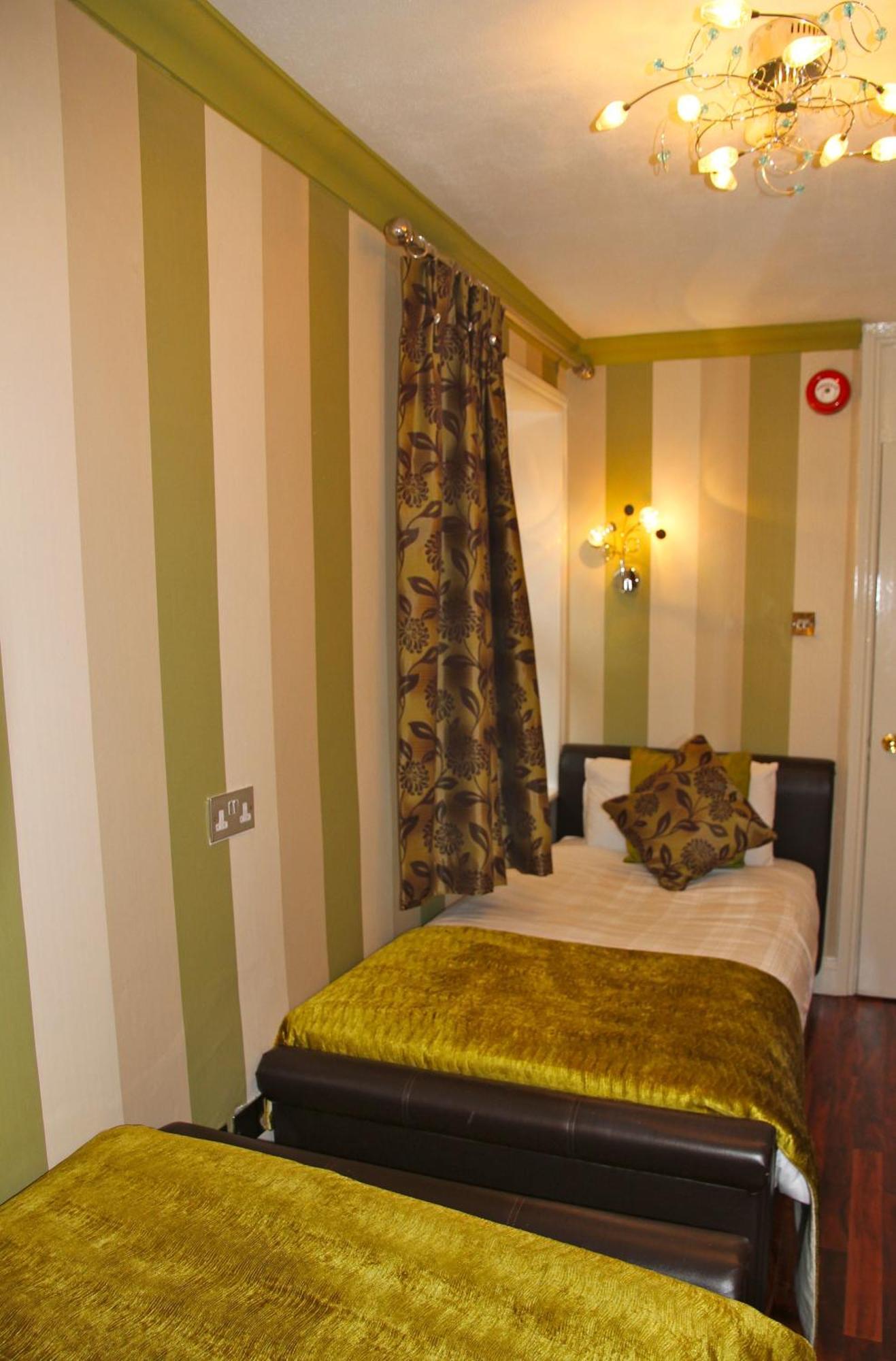 Crompton Guest House Hounslow Exteriér fotografie