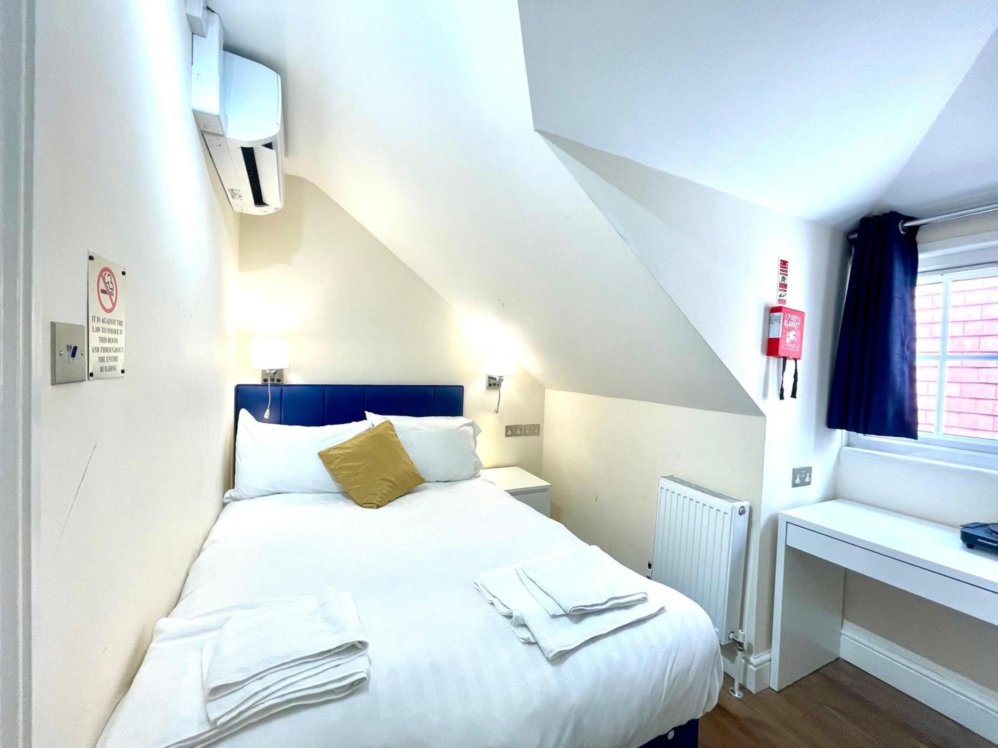 Crompton Guest House Hounslow Exteriér fotografie
