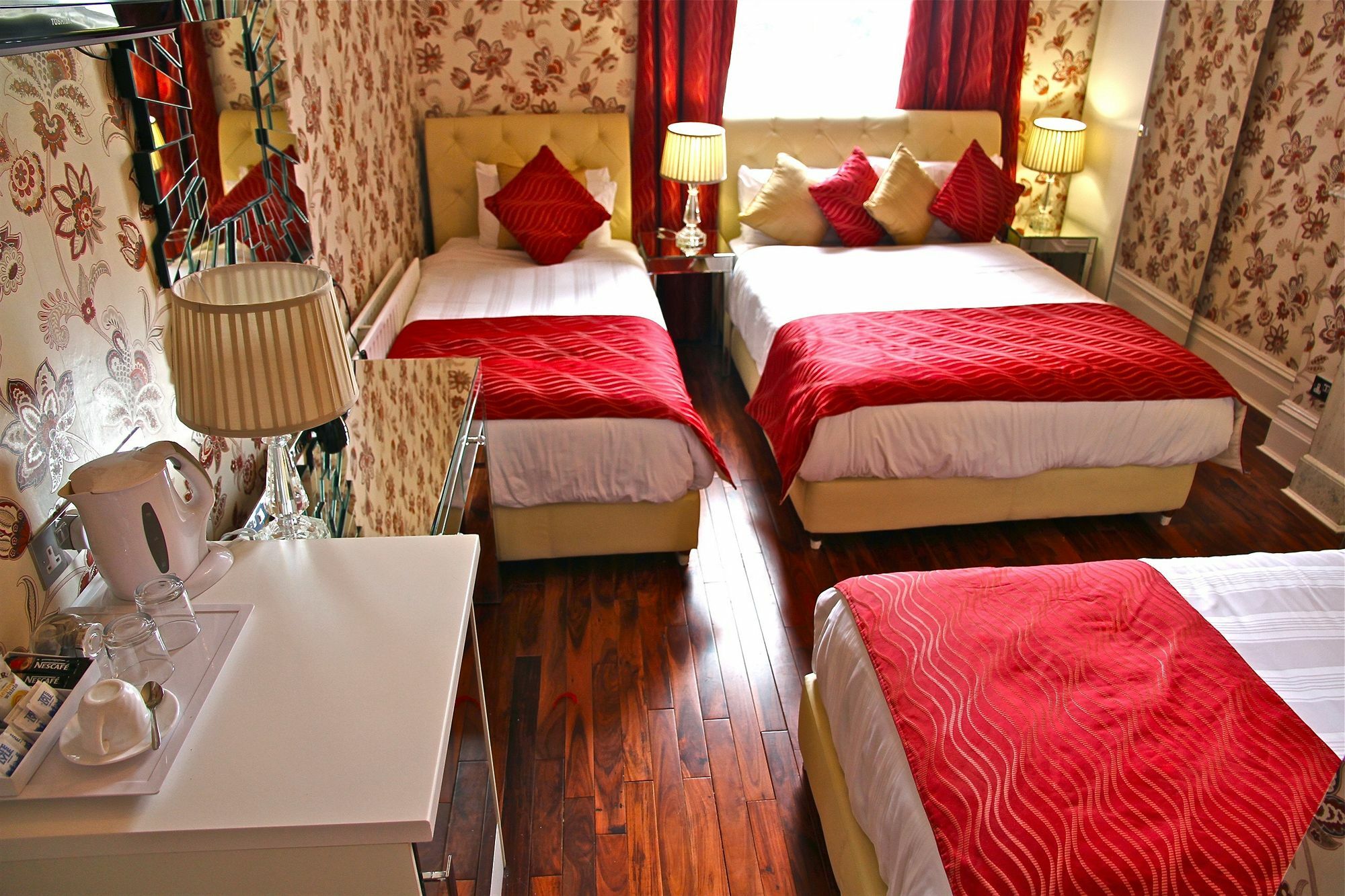 Crompton Guest House Hounslow Exteriér fotografie